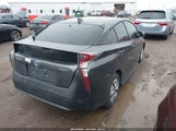 Toyota Prius Two JTDKBRFU0J3064914 снимка