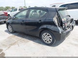 Toyota Prius C Two JTDKDTB37F1582400 снимка