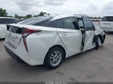 Toyota Prius Four JTDKARFU6G3014014 снимка