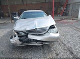 Lincoln Town Car Signature Limited 2LNBL8CV7BX750663 fotografie