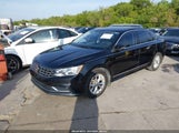 Volkswagen Passat 1.8T S 1VWAT7A37HC034442 снимка