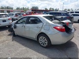 Toyota Corolla Le 5YFBURHE2JP849751 снимка