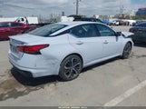 Nissan Altima Sr Fwd 1N4BL4CV6PN425823 photo