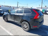 Volvo Xc60 T6/T6 R-Design YV4992DZ6A2034951 fotografie