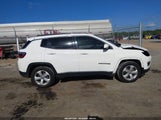 Jeep Compass Latitude Fwd 3C4NJCBB6KT615614 fotografie