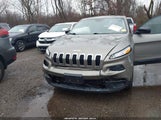 Jeep Cherokee Sport 1C4PJMAB2HW504531 снимка
