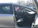 Toyota Prius C Two JTDKDTB39E1068126 снимка
