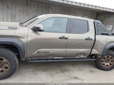 Toyota Tacoma Hybrid Trailhunter 3TYLC5LN6ST024302 fotografie