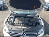 Volkswagen Passat 2.5L Se 1VWBP7A30CC011750 снимка
