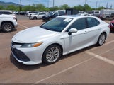 Toyota Camry Hybrid Xle 4T1B21HK4JU009269 photo