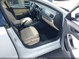Volkswagen Jetta 1.4T Se/1.4T Wolfsburg Edition 3VWDB7AJ6JM252410 photo