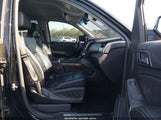Chevrolet Suburban Lt 1GNSKHKC3JR107007 photo