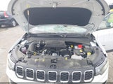 Jeep Compass Latitude 4X4 3C4NJDBN2ST602469 снимка
