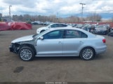 Volkswagen Jetta 1.8T Se 3VWD17AJ1FM239395 photo