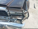 Lincoln Town Car 1LNBP96F9FY636619 снимка