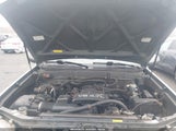 Toyota Sequoia Sr5 5TDBT44A66S264193 снимка