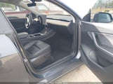 Tesla Model Y Long Range Dual Motor All-Wheel Drive 7SAYGDEE8NA009256 снимка