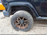 Jeep Wrangler Unlimited Sahara 1C4BJWEG3EL309188 fotografie