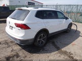 Volkswagen Tiguan 2.0T Se/2.0T Sel/2.0T Sel R-Line/2.0T Sel R-Line Black 3VV2B7AX3KM012149 fotografie