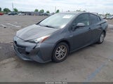 Toyota Prius Two JTDKBRFUXG3523567 снимка