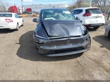 Tesla Model Y Premium Rear-Wheel Drive/Standard Rear-Wheel Drive 7SAYGDED3TA427311 photo