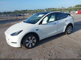 Tesla Model Y Long Range Dual Motor All-Wheel Drive 7SAYGDEEXNF519840 fotografie