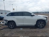 Toyota Highlander Le 5TDZARFH3JS040030 снимка