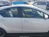 Toyota Prius C One JTDKDTB30E1076339 снимка