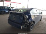 Toyota Prius Two JTDKN3DU8F1970061 снимка