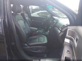 Ford Explorer Limited 1FM5K8FH1HGB77926 снимка