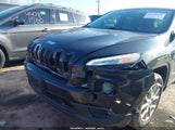 Jeep Cherokee Sport 1C4PJMAB0FW558939 снимка