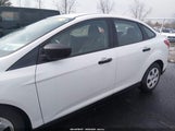 Ford Focus S 1FADP3E23DL330363 снимка