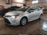 Toyota Corolla Le JTDEPRAE1LJ045804 снимка