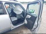 Jeep Renegade Latitude 4X4 ZACCJBBB2JPH50063 снимка