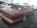 Lincoln Town Car Signature/Spinnaker 1LNLM82W7SY747483 fotografie