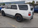 Toyota 4Runner Sr5 JT3GN86R5T0009743 снимка