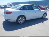 Audi A4 2.0T Premium WAUGNAF48HN025403 снимка