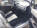 Toyota Yaris Le JTDKTUD32CD527210 снимка