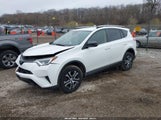 Toyota Rav4 Le JTMZFREV9HJ700037 снимка