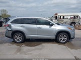 Toyota Highlander Xle V6 5TDKKRFH2FS088818 снимка