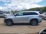 Toyota Highlander Xle 5TDJZRFH7JS489071 снимка