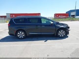Chrysler Pacifica Hybrid Limited 2C4RC1N79JR159293 снимка