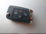 Volkswagen Golf Gti 2.0T Autobahn/2.0T S/2.0T Se 3VW447AU4JM263622 снимка