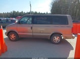 Chevrolet Astro 1GNEL19W2XB114369 снимка