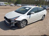 Toyota Prius Three JTDKARFU2H3533336 снимка