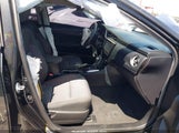 Toyota Corolla Le 2T1BURHE4JC055897 снимка