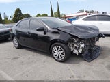 Toyota Corolla Le 2T1BURHE4JC055897 снимка