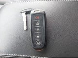 Ford Escape Titanium 1FMCU0J92FUB60974 fotografie