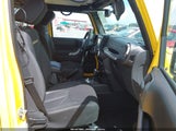 Jeep Wrangler Unlimited Sahara 1C4BJWEG6FL647816 fotografie