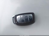 Hyundai Ioniq Plug-In Hybrid Se KMHC65LD6LU208674 fotografie